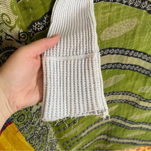 Free People One Ocean Foam Colt Thermal Henley Top Size Medium - Picture 8 of 15